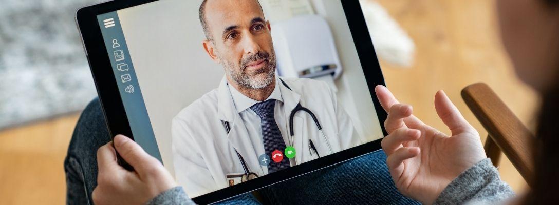 La téléconsultation médicale est une alternative dans les zones rurales touchées par la diminution de l’accès aux soins